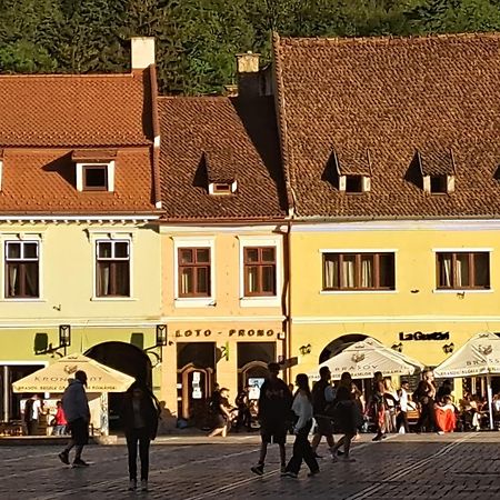4 Rooms Piata Sfatului Braşov Eksteriør bilde