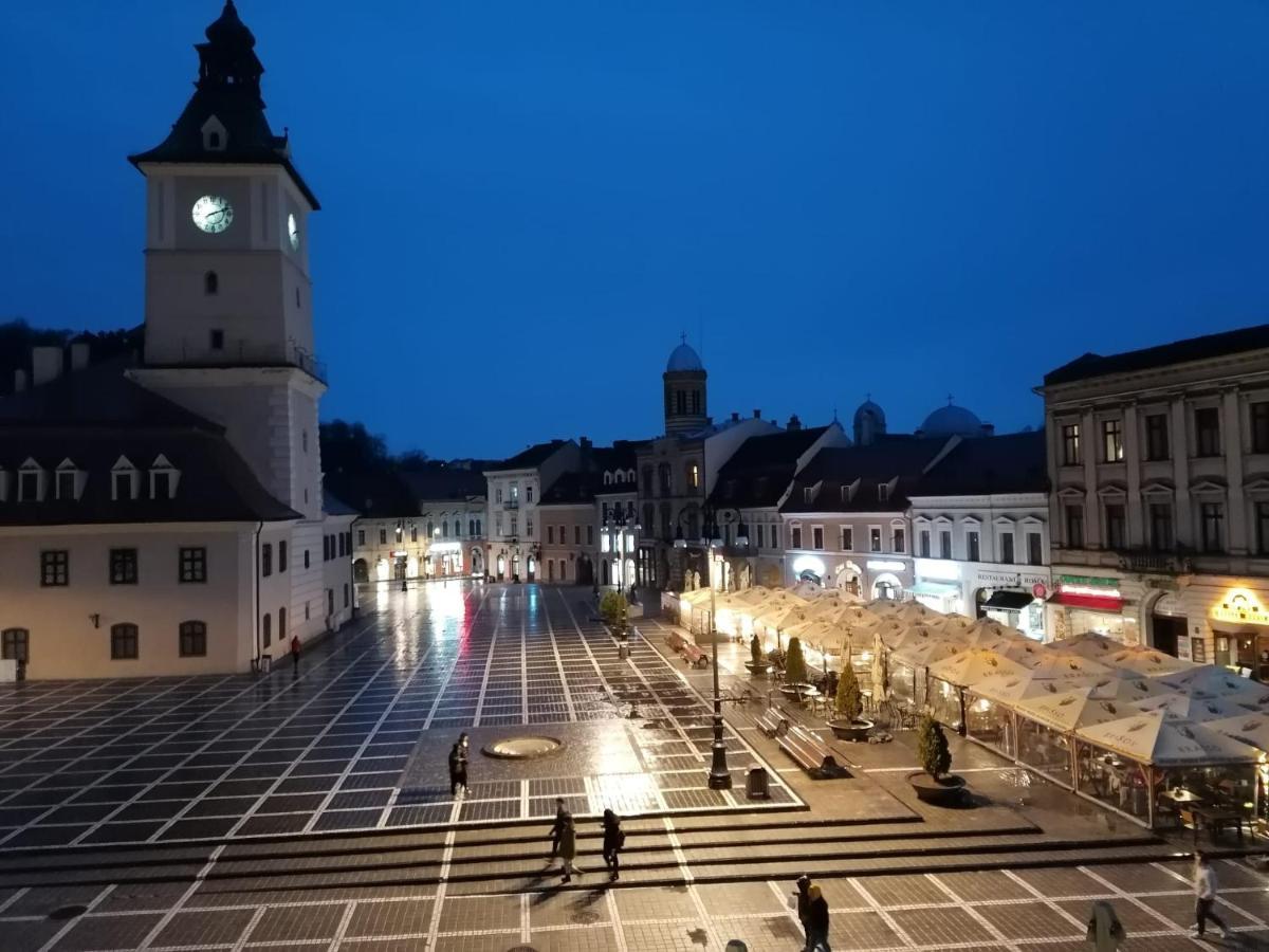 4 Rooms Piata Sfatului Braşov Eksteriør bilde