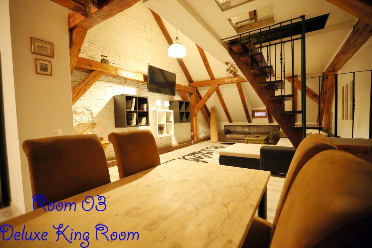 4 Rooms Piata Sfatului Braşov Eksteriør bilde