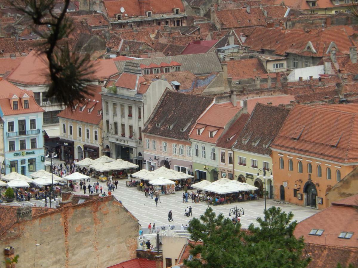 4 Rooms Piata Sfatului Braşov Eksteriør bilde